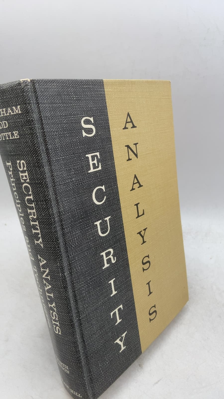 Security Analysis: Principles and Technique by Benjamin Graham, David L. Dodd, Sidney Cottle - front cover