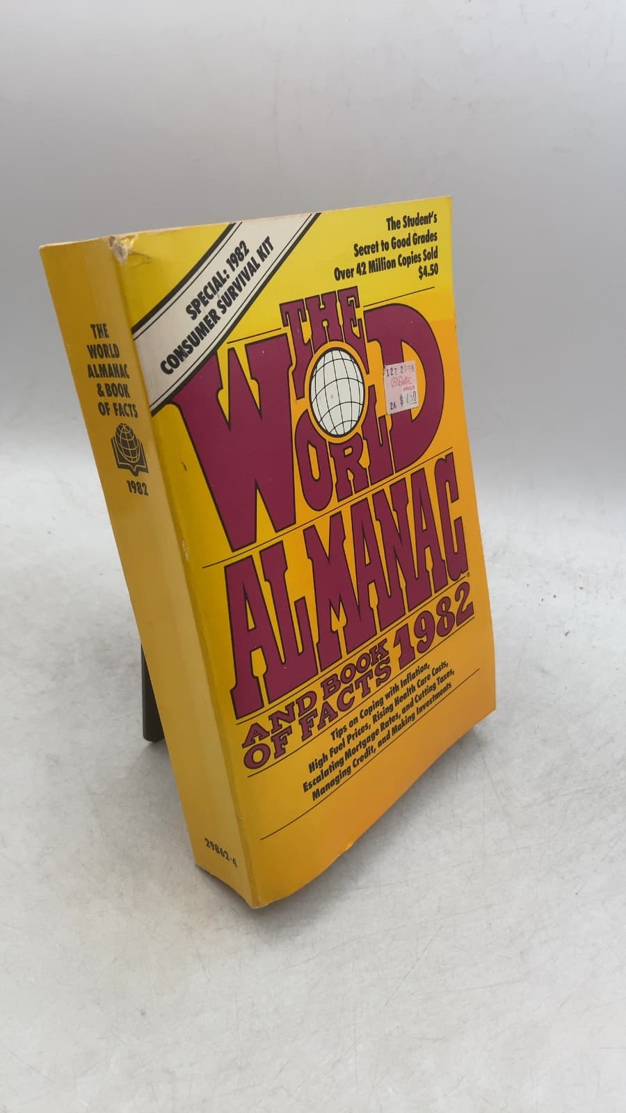 The World Almanac & Book of Facts 1982 by Hana Umlauf Lane (Editor) - front cover