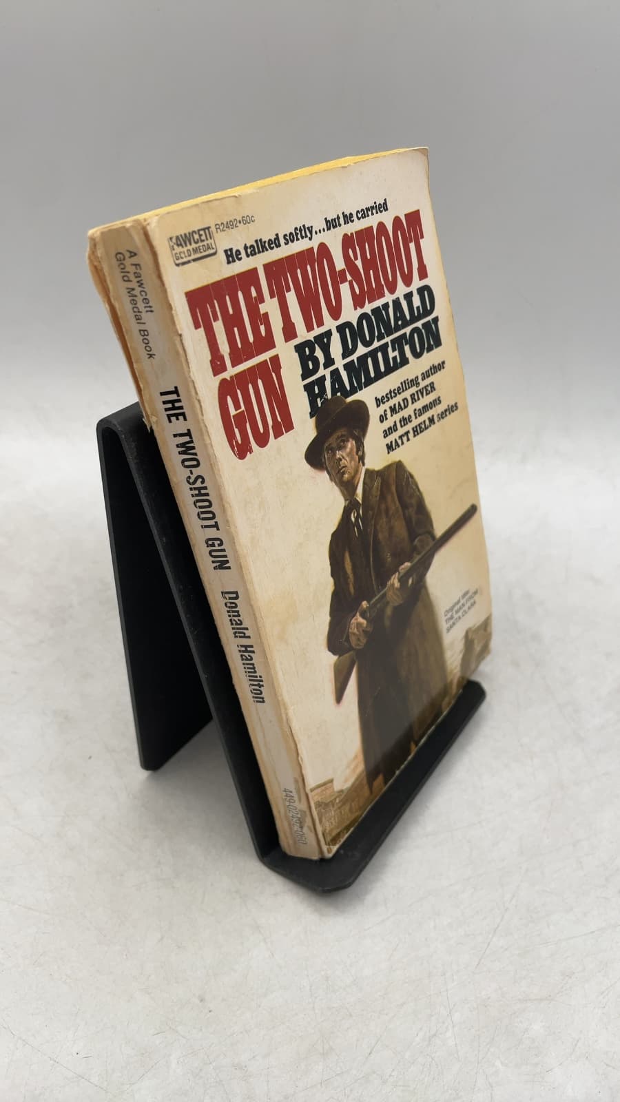 THE TWO-Shoot GUN by Donald Hamilton - front cover