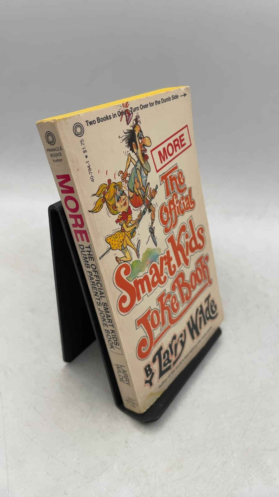 More The Official Smart Kids Joke Book by Larry Wilde - front cover