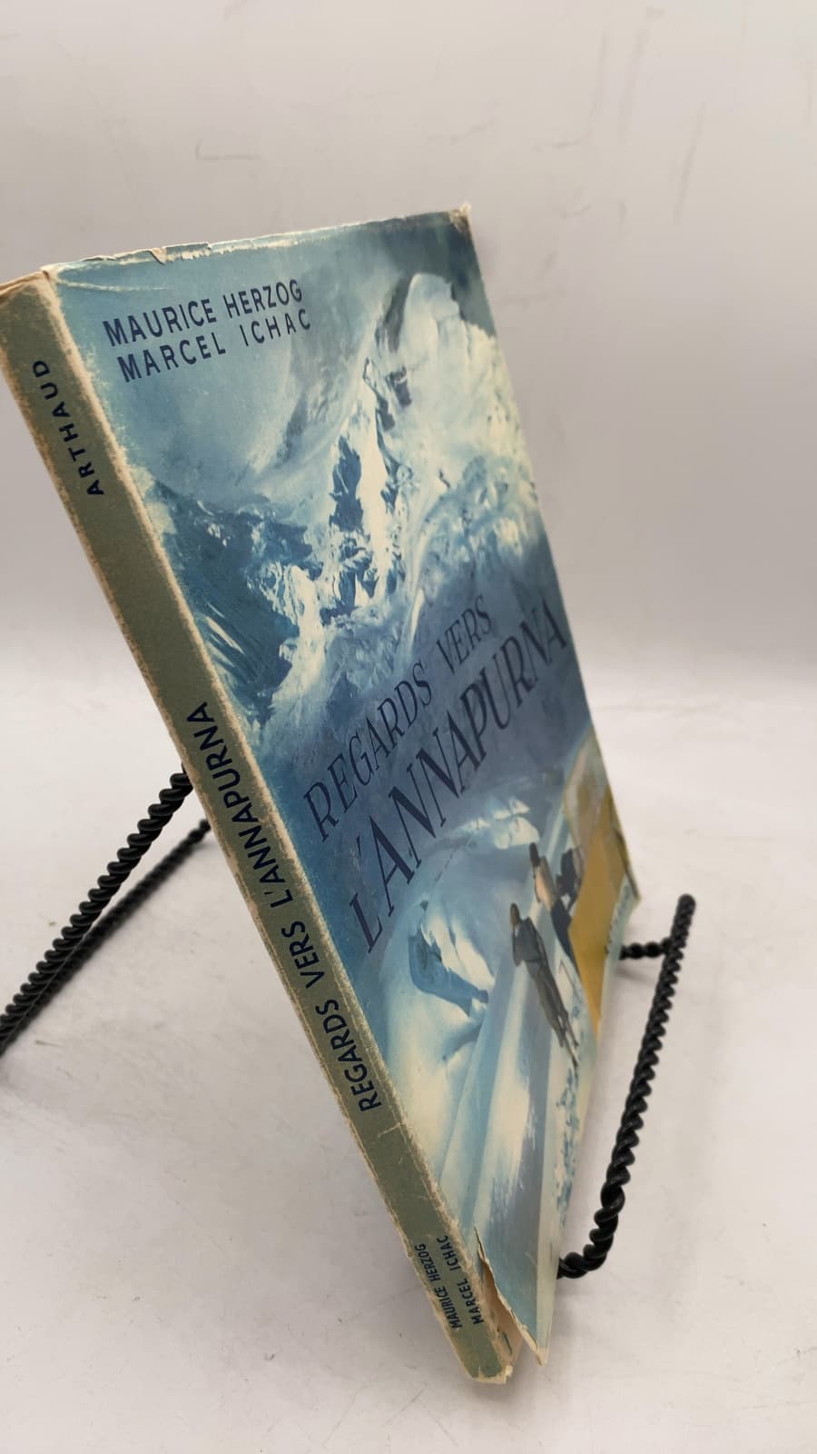 Regards Vers L'annapurna by Maurice Herzog, Marcel Ichac - front cover