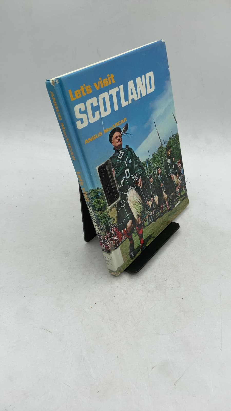 Let's Visit Scotland by Angus MacVicar - front cover