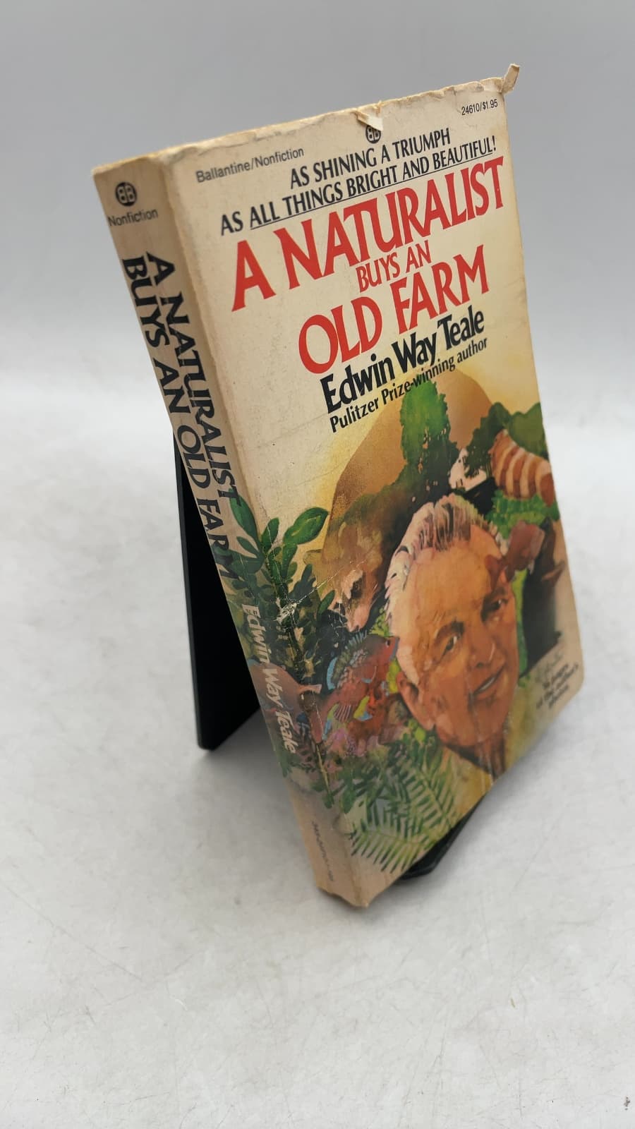 A Naturalist Buys an Old Farm by Edwin Way Teale - front cover