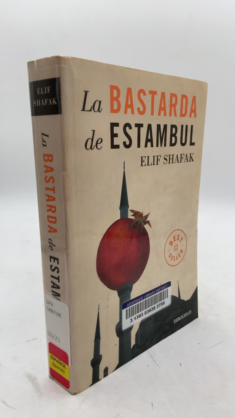 La bastarda de Estambul by Elif Shafak - front cover
