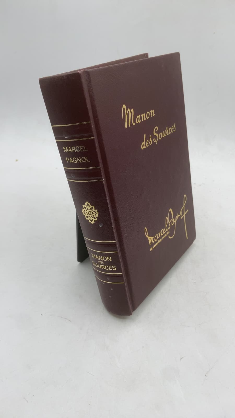 Manon des Sources by Marcel Pagnol - front cover
