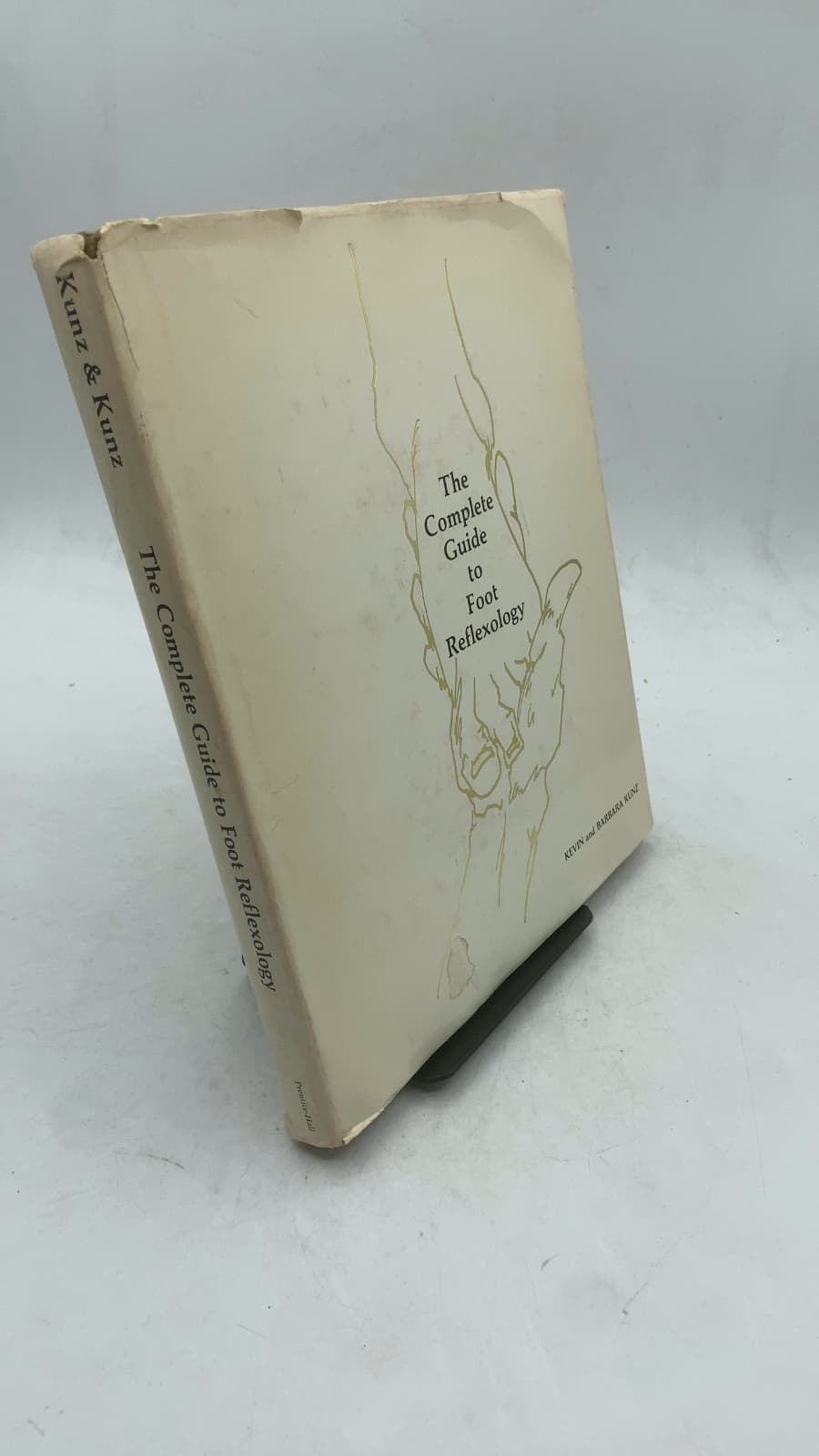 The Complete Guide to Foot Reflexology by Kevin and Barbara Kunz - front cover