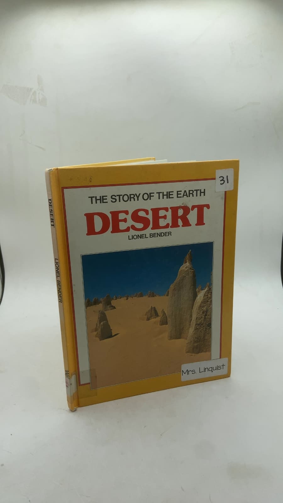 The Story of the Earth: Desert by Lionel Bender - front cover