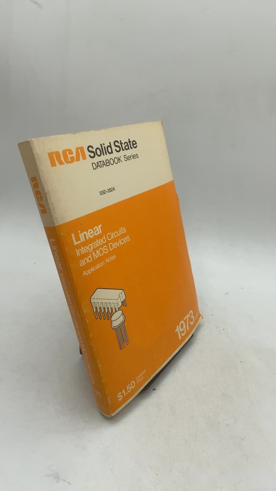 Linear Integrated Circuits and MOS Devices Application Notes by RCA Corporation - front cover