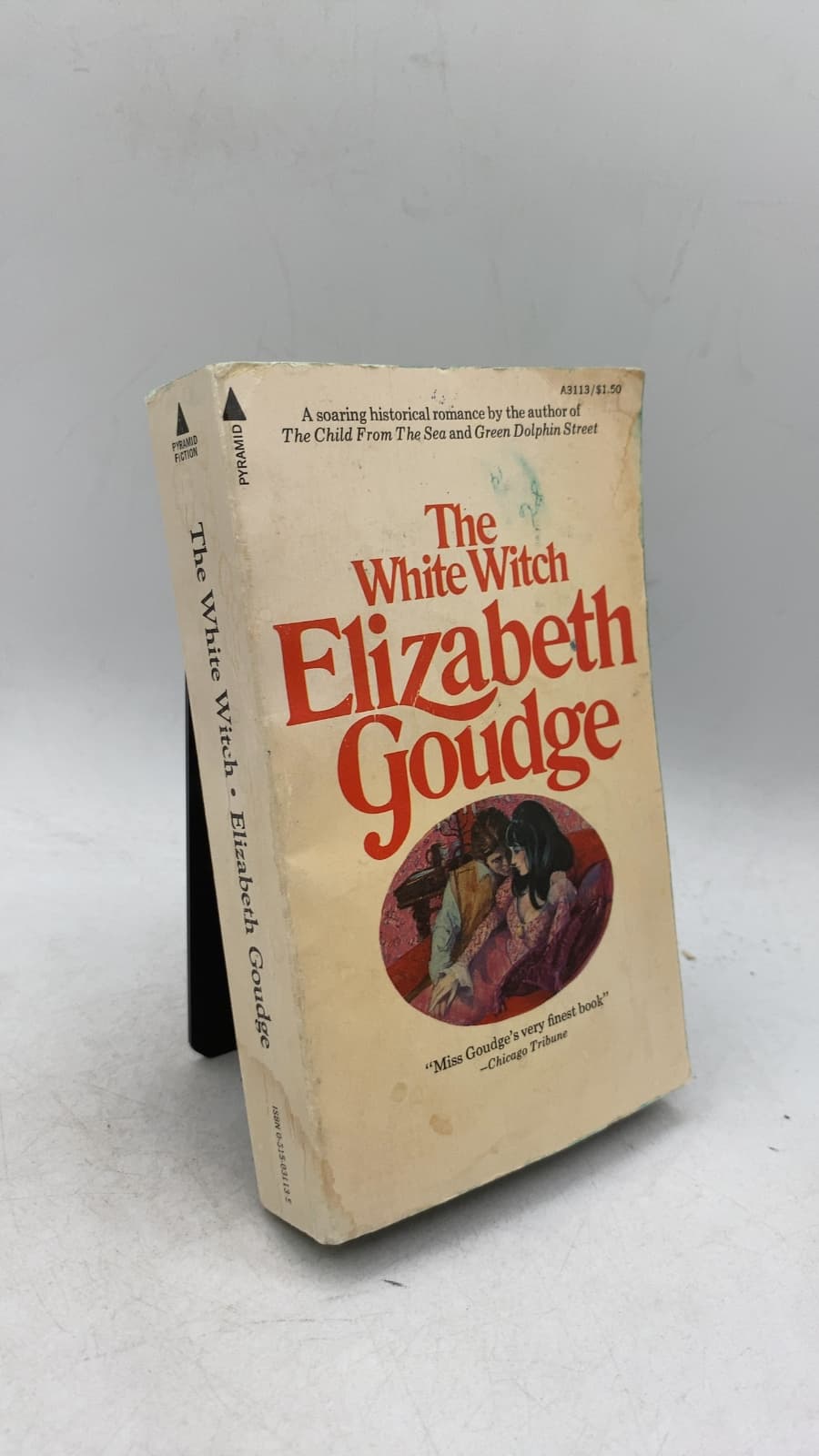The White Witch by Elizabeth Goudge - front cover