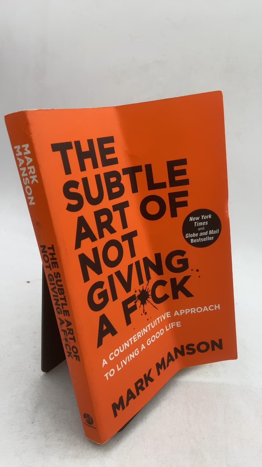 The Subtle Art of Not Giving a F*ck: A Counterintuitive Approach to Living a Good Life by Mark Manson - front cover