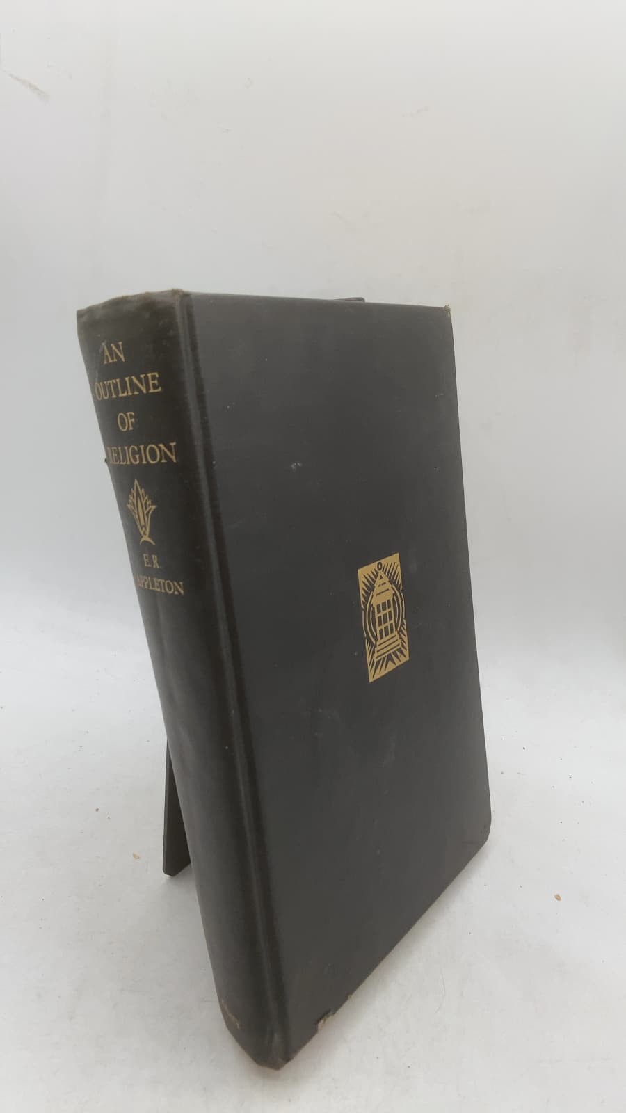 An Outline of Religion by E. R. Appleton - front cover