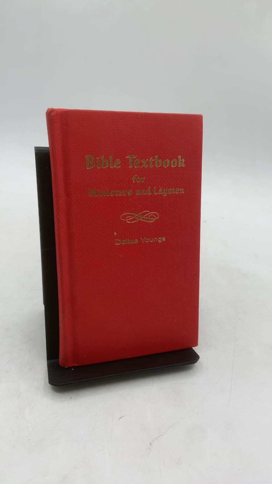 Bible Textbook for Ministers and Laymen by Dallas Youngs - front cover